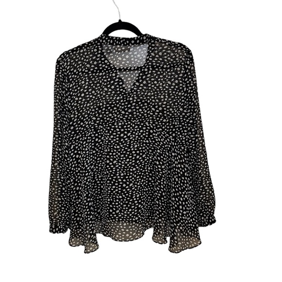 Chico’s Women Black & White Polka Dot Button down Blouse shirt Size:8-10 - Picture 1 of 4